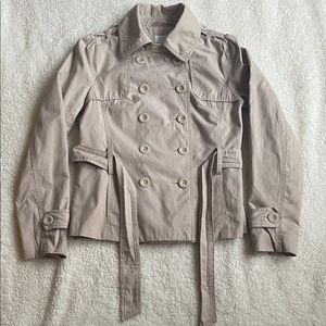Suzy Shier size medium Light Taupe Double-Breasted Trench Jacket cropped